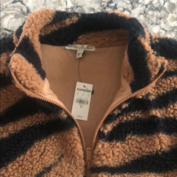 Express jacket - Picture 2 of 3